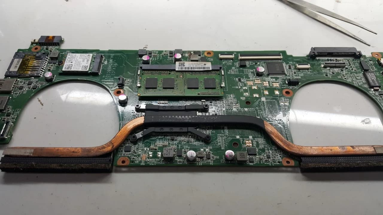 MAIN LAPTOP VOSTRO 14-5480 i3 *** BH 1T