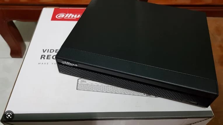 Đầu ghi AI 4 KÊNH DAHUA DH-XVR5104HS-I3, phân giải 5M-N, 4M-N/1080P, HDCVI/TVI/AHD/Analog/IP, chuẩn nén AI-Coding, truyền tải âm thanh, nút reset cứng *** BH 24T