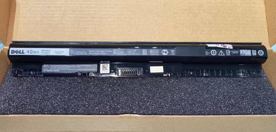PIN *ZIN* DELL 3551 / Inspiron 14 3000 series 3458 3452 3459 3559 3467 3468 / 15-3558 3451 3552 5755 / 5458 5455 5758 5450 5551 5555 5558 5758 5455 5459 5559 / M5Y1K (Gắn Ngoài, 4 CELL)